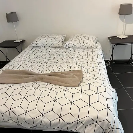Apartment Leopold Housse *