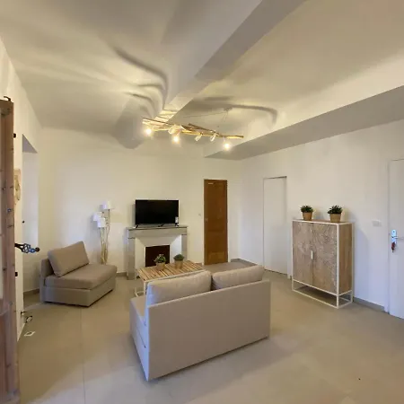 Apartment Leopold Housse