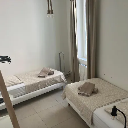 Leopold Housse Apartment *